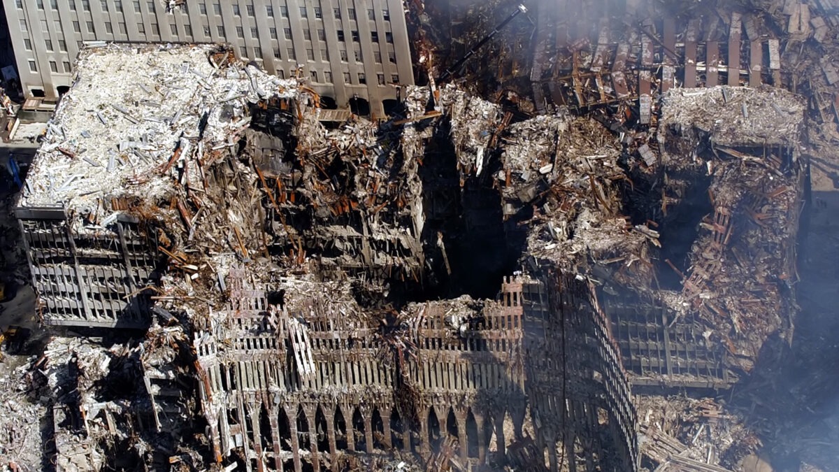 Ground Zero am 17.09.2001. Foto: Eric J. Tilford, US Navy (gemeinfrei)