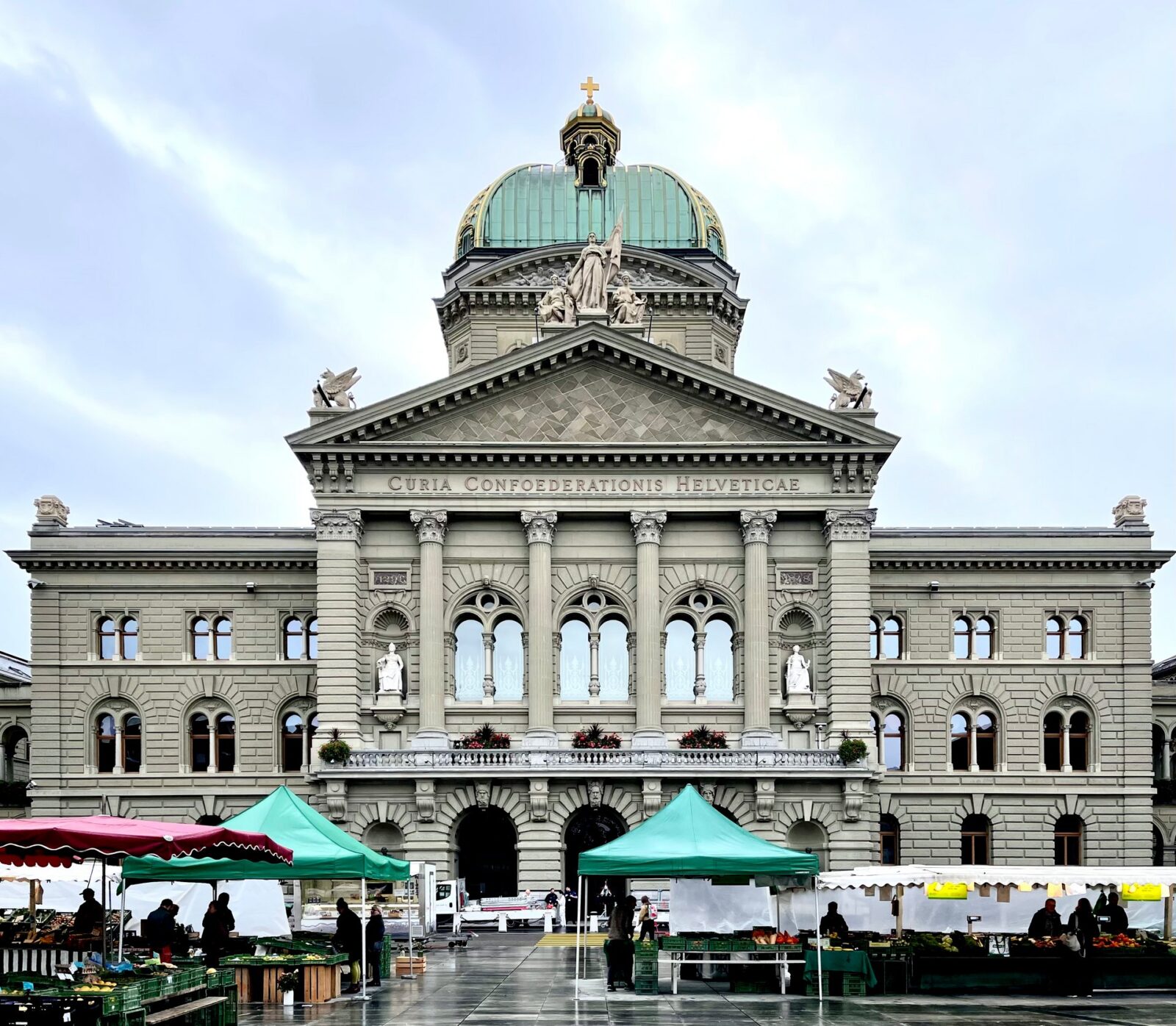 Bundeshaus in Bern, Frontansicht