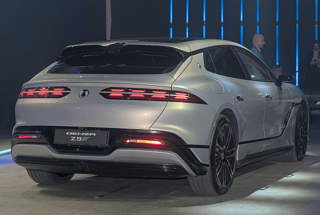 Denza Z9 GT an der Auto Zürich 2025