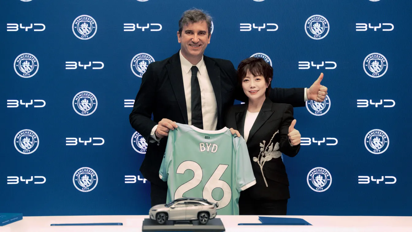 Stella Li und Ferran Soriano