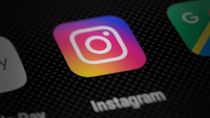 App-Symbol von Instagram auf einem Smartphone-Bildschirm